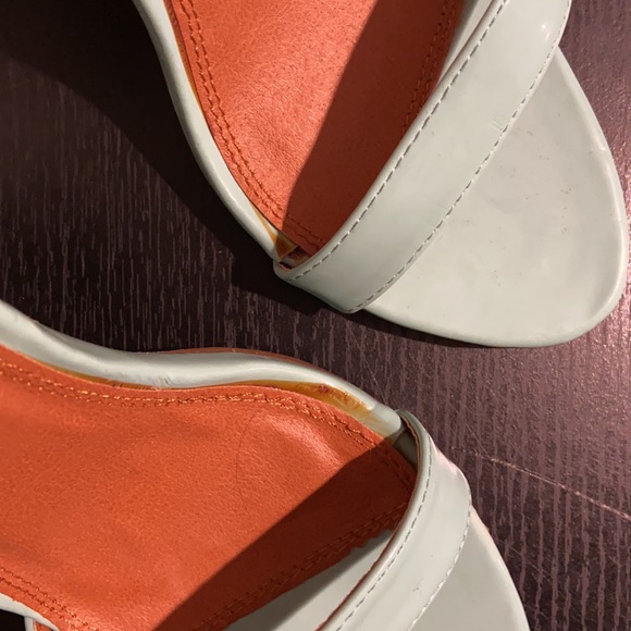 NWOT X2B Strappy Heels- Tiffany Blue Size 8 - Picture 6 of 6